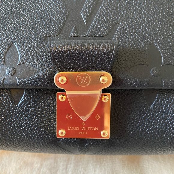 Louis Vuitton Favorite NM Bag Noir - Picture 3 of 8